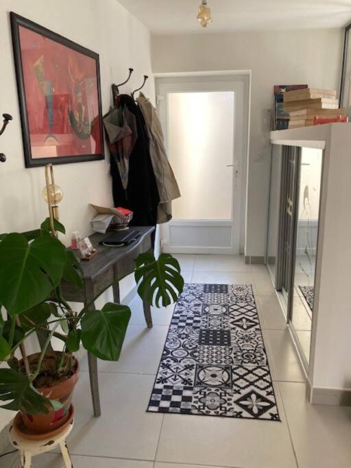 Loft Au Coeur De Nimes Apartman Kültér fotó