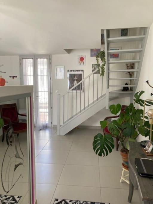 Loft Au Coeur De Nimes Apartman Kültér fotó